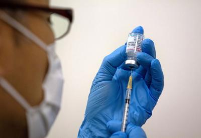 Thêm một lô vaccine Moderna có tạp chất được phát hiện ở Nhật Bản