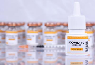 Vaccine ngừa Covid-19 dạng xịt đang “tăng tốc” nhằm tạo phản ứng miễn dịch mạnh