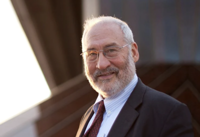 Joseph Stiglitz: “Đã đến lúc viết lại nền kinh tế Mỹ”