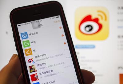 Mạng xã hội Trung Quốc khóa hàng loạt tài khoản "phím hàng" chứng khoán