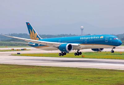 Vietnam Airlines "dè dặt" nối lại 7 đường bay nội địa từ ngày 10/10