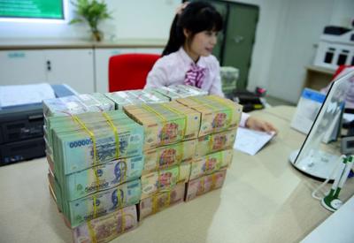 Lãi suất liên ngân hàng đi ngang, giao dịch trái phiếu chính phủ thứ cấp tăng mạnh