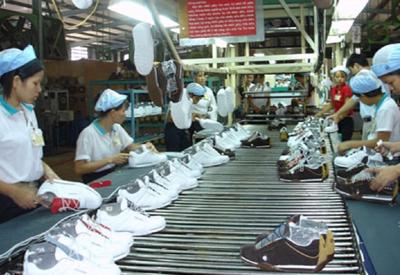 Xuất khẩu giày dép, túi xách tháng 9 giảm mạnh