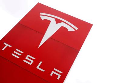 Chính quyền Mỹ “truy” Tesla do không thu hồi xe khi cập nhật hệ thống hỗ trợ tự lái