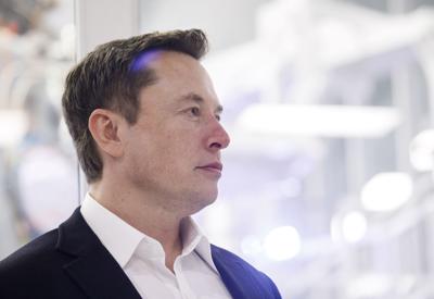 Tesla cán mốc vốn hoá 1 nghìn tỷ USD, Elon Musk “bỏ túi” ngay 36 tỷ USD