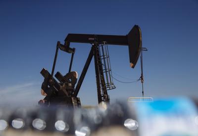 Giá dầu ngày càng nóng, Mỹ và nhiều nước “nài nỉ” OPEC+ tăng sản lượng