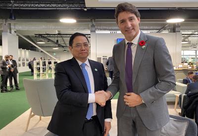 Thủ tướng Phạm Minh Chính gặp song phương Thủ tướng Canada và lãnh đạo một số nước