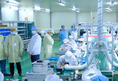 CEO Nguyễn Tử Quảng: "Tai nghe AirB có gần 100 linh kiện"