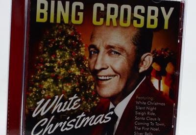 “White Christmas" dẫn đầu bảng xếp hạng Spotify Mỹ là do đại dịch?