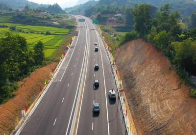 Ưu tiên trên 2.000 tỷ vốn đầu tư công xây 3 dự án cấp thiết tại Điện Biên 