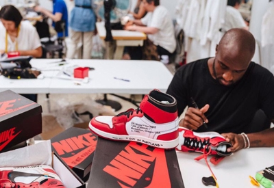 Đôi giày Off-White bắt tay cùng Nike tăng giá đột biến trên thị trường chuyển nhượng