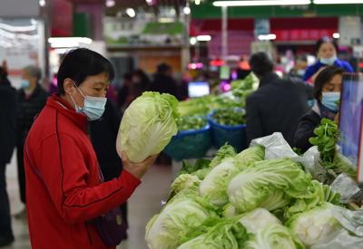 Ngược chiều giá thịt lợn, giá rau ở Trung Quốc tăng chóng mặt