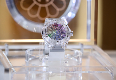 Hublot giới thiệu 100 "bông hoa đẹp nhất" có giá 2,5 tỷ đồng
