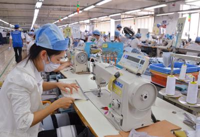 HSBC: "Cú quay xe" đầy bất ngờ của nền kinh tế Việt Nam