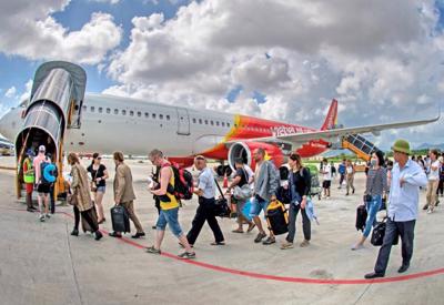 Sau “phá băng” đường bay quốc tế, khách đi, đến Việt Nam tăng gấp đôi
