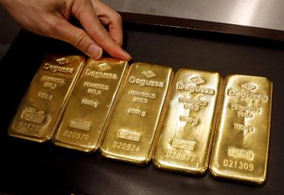 Giá vàng miếng trong nước tăng vọt 1 triệu đồng, tiệm cận 65 triệu đồng/lượng