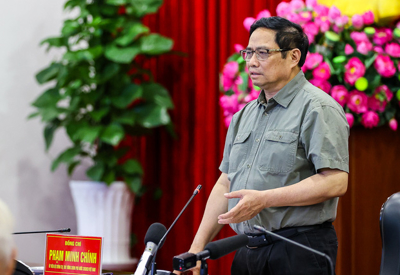 Thủ tướng: Bình Dương phải phát triển công nghiệp xanh, thông minh, bền vững