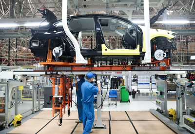 Thủ phủ sản xuất xe hơi của Trung Quốc "đứng trên bờ vực thẳm" vì Covid-19