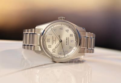 BST Longines Spirit cho cả nam và nữ: sẵn sàng cho mọi cuộc phiêu lưu