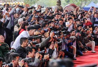 Báo chí chính đạo không “hành” doanh nghiệp 