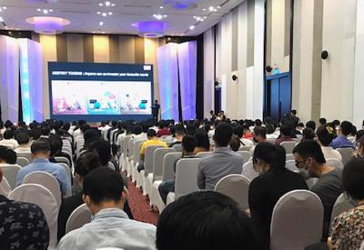 Hơn 1.000 người yêu công nghệ và khởi nghiệp quy tụ tại sự kiện Google I/O Extended MienTrung 2022