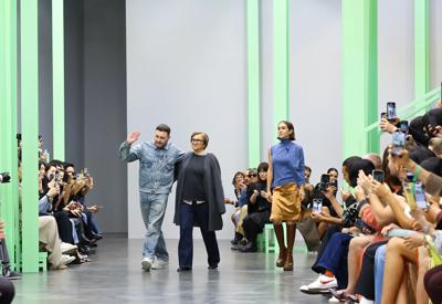 Fendi mở đầu Milan Fashion Week với BST chuyển giao thế kỷ