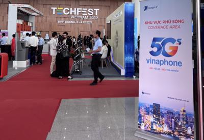 Trải nghiệm công nghệ VinaPhone 5G với các thiết bị tiên tiến nhất tại Techfest Việt Nam 2022