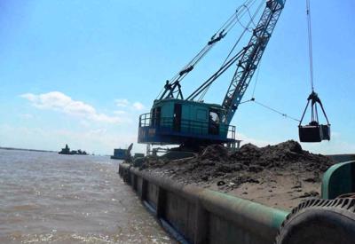 Thí điểm dùng cát biển làm vật liệu san lấp, đẩy nhanh tiến độ dự án cao tốc Đồng bằng sông Cửu Long
