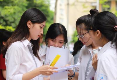 Thi tốt nghiệp THPT 2023: Hà Nội công bố danh sách 30 điểm đăng ký của thí sinh tự do 