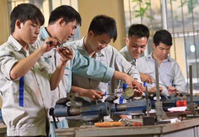 Hà Nội tăng gắn kết giáo dục nghề nghiệp với thị trường lao động 