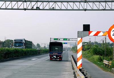 Đề xuất áp dụng cân tải trọng xe tự động trên hệ thống cao tốc, quốc lộ để ngăn xe quá tải