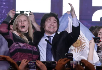 Argentina phá giá đồng tiền, tăng lãi suất lên 118% sau kết quả bầu cử gây sốc