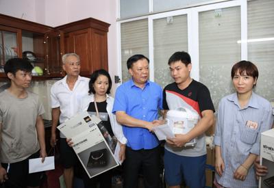 Vụ cháy chung cư mini tại Khương Hạ, Hà Nội: Bí thư Thành ủy thăm, động viên các nạn nhân