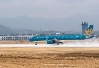 Vietnam Airlines chính thức đưa máy bay phản lực cỡ lớn đến Điện Biên 