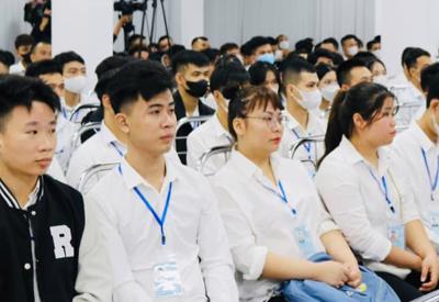 Hà Nội: Hàng nghìn lao động đăng ký dự thi tiếng Hàn đợt 1 năm 2024 để sang Hàn Quốc làm việc