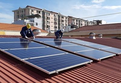 Phát triển điện mặt trời mái nhà: Cần quy định rõ ràng, thống nhất