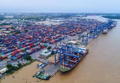 TP.HCM: Gần 5.000 container tồn đọng ở cảng biển