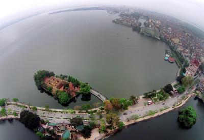 Hà Nội cho phép kinh doanh một số dịch vụ trên mặt nước Hồ Tây 