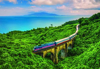 Việt Nam: Cung đường tuyệt đẹp cho du lịch đường sắt