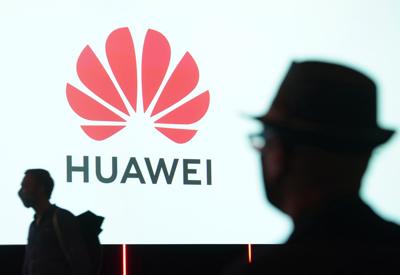 Mặc lệnh trừng phạt của Mỹ, “gã khổng lồ” công nghệ Trung Quốc Huawei tăng gấp đôi lợi nhuận