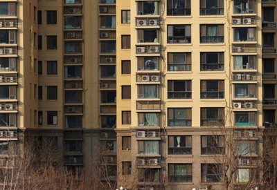 Trung Quốc: Cảnh báo khủng hoảng bất động sản lây lan sang lĩnh vực ngân hàng