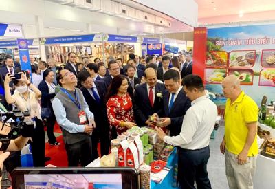  VIETNAM EXPO 2024: International Partners and Local Brands Converge for Growth