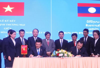 Việt Nam - Lào chính thức ký Hiệp định Thương mại mới