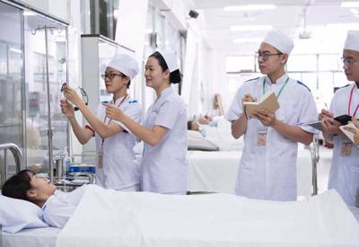 Thanh Hóa chi tiền tỷ thu hút nhân lực ngành y tế