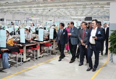 Thành lập Trung tâm xúc tiến đầu tư, thương mại và hỗ trợ doanh nghiệp tỉnh Thừa Thiên Huế