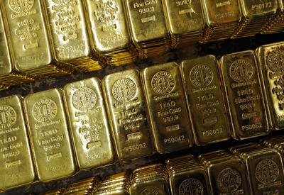 Giá vàng thế giới dè dặt tăng, vàng miếng trong nước lập kỷ lục mới