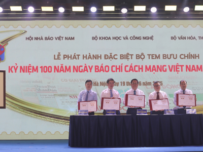 Phát hành đặc biệt bộ tem bưu chính “Kỷ niệm 100 năm Ngày Báo chí cách mạng Việt Nam (1925-2025)”
