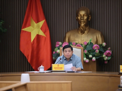 Nhiều dịch vụ công trực tuyến vẫn yêu cầu người dân, doanh nghiệp nộp lại giấy tờ 