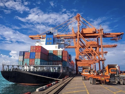 Điểm danh loạt cổ phiếu đầu ngành bị bán quá mức bởi thuế quan, có thông tin thuận lợi là cơ hội mua