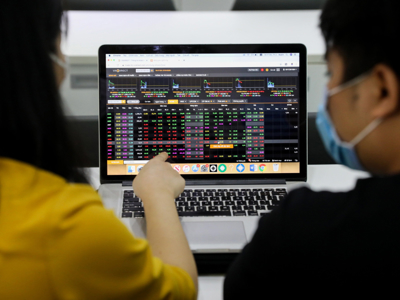 Dự báo một cổ phiếu hóa chất sắp lọt rổ VN30, các ETF mua nhiều